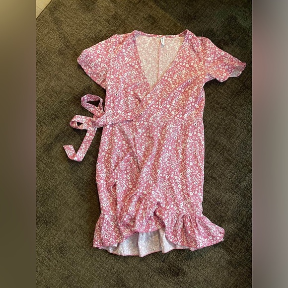 Pink Floral Wrap Dress, Small, NWT - Picture 4 of 4